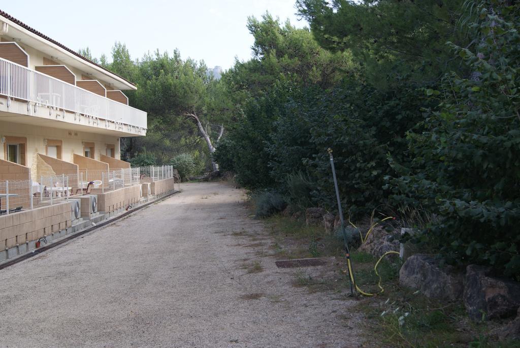 Appart'Hotel Les Rochers Auriol Exterior photo