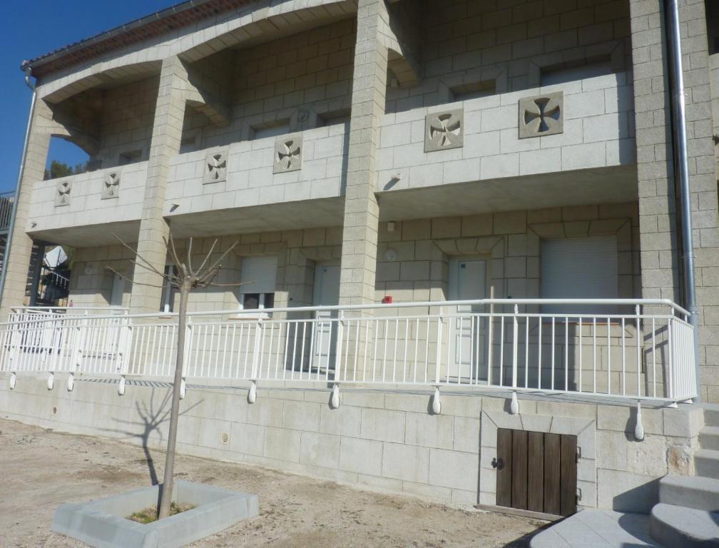 Appart'Hotel Les Rochers Auriol Exterior photo