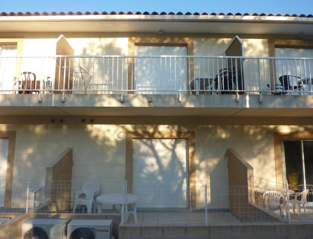 Appart'Hotel Les Rochers Auriol Exterior photo